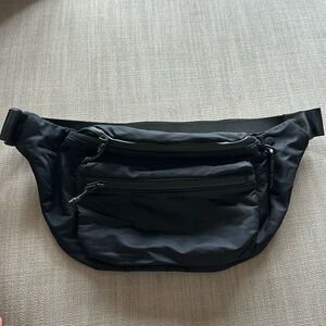 Athleta Fanny Pack